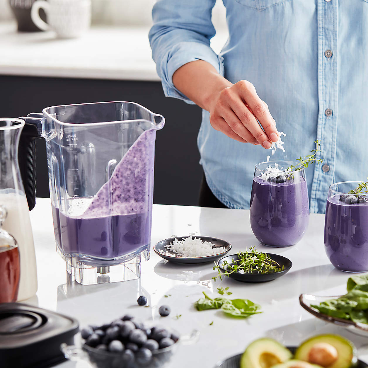 KitchenAid ® K400 Contour Silver Blender`